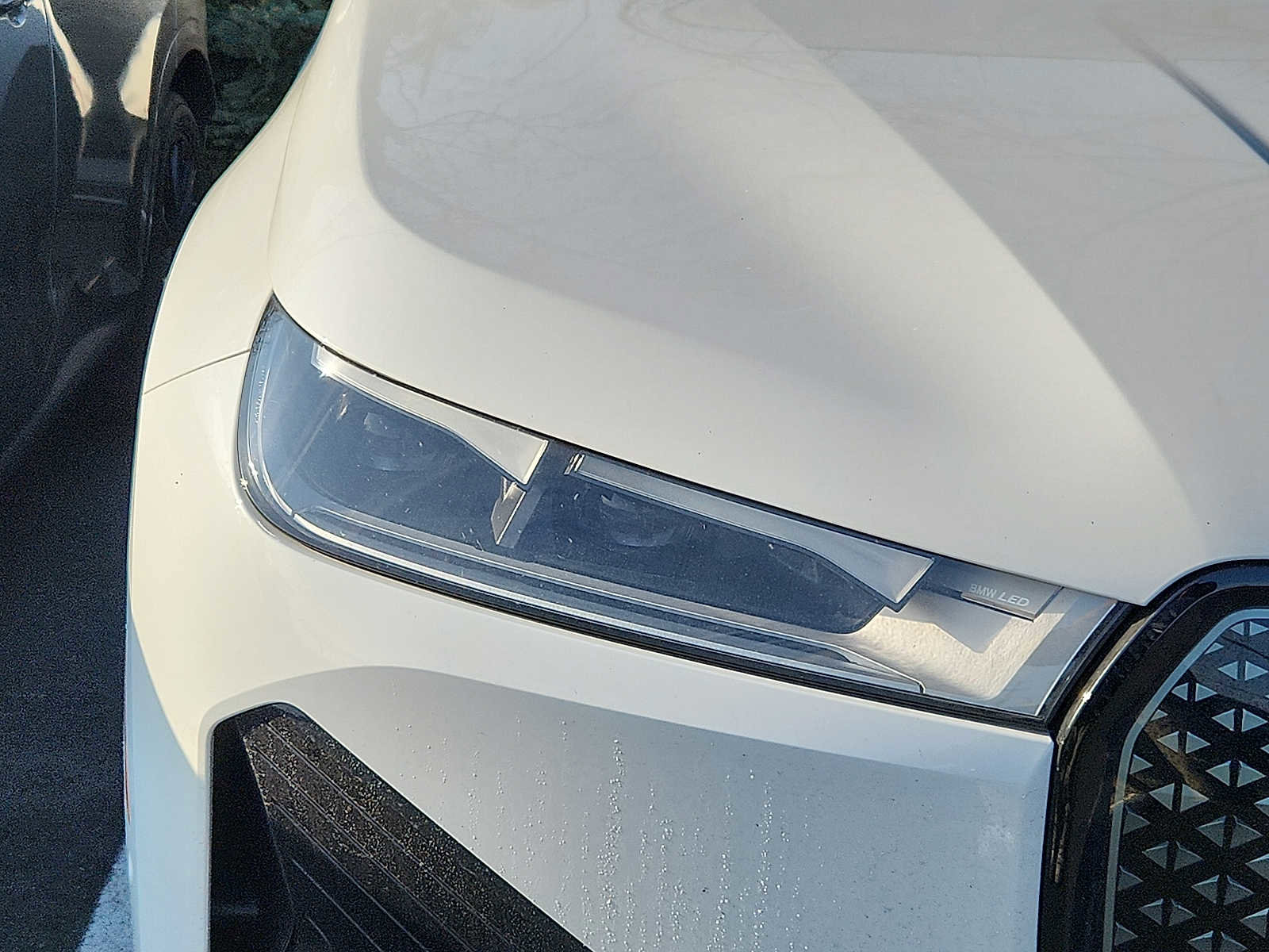 Certified 2023 BMW iX xDrive50 w/ Sport Package image 3
