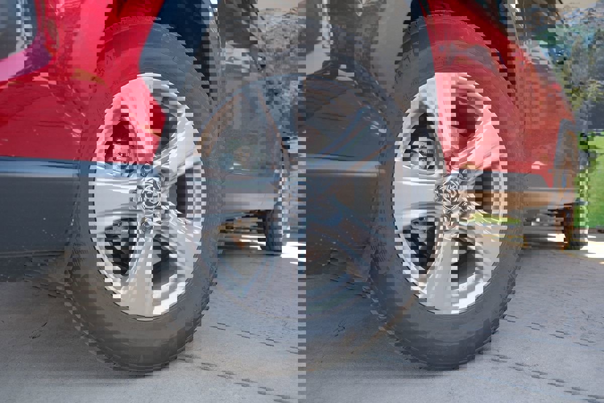 Used 2022 Toyota RAV4 XLE image 48