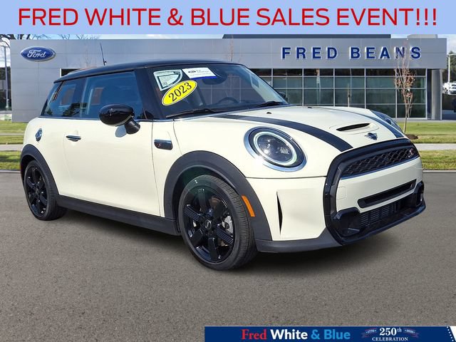 Used 2023 MINI Cooper S FWD image 1