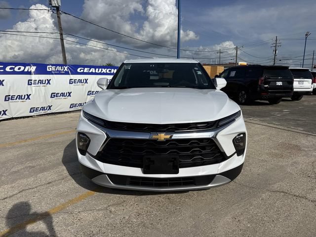 Used 2025 Chevrolet Blazer LT FWD image 4