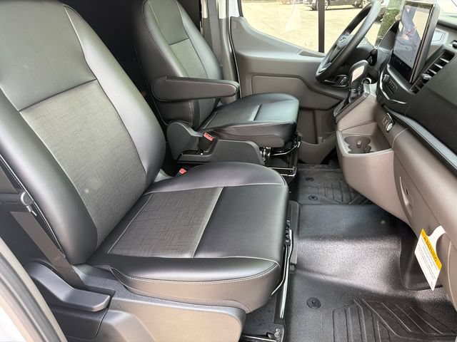 New 2026 Ford Transit 250 148 Medium Roof w/ Load Area Protection Package RWD image 13