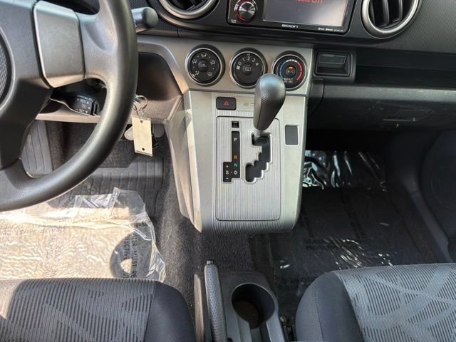 Used 2012 Scion xB FWD image 11