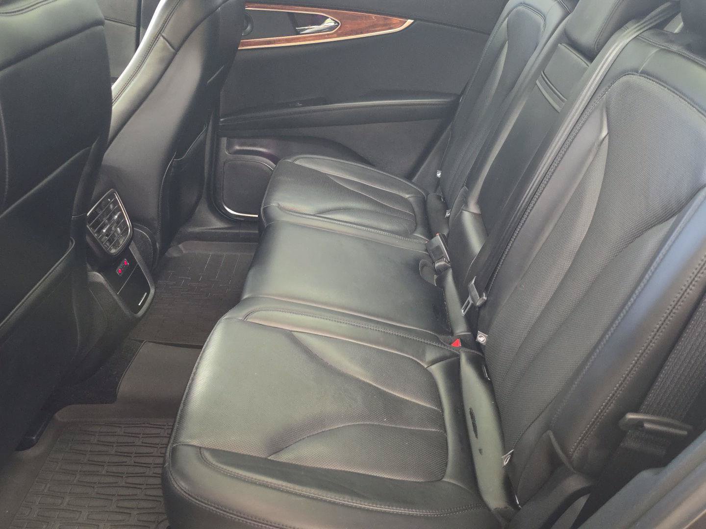 Used 2020 Lincoln Nautilus Reserve FWD image 8