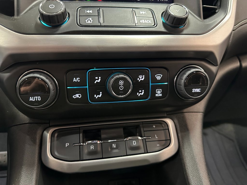 Used 2023 GMC Acadia SLE w/ Driver Convenience Package image 28