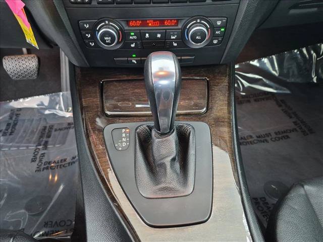 Used 2013 BMW 335i Convertible RWD image 12