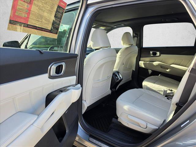Used 2026 Kia Sorento SX Prestige AWD/4WD image 17