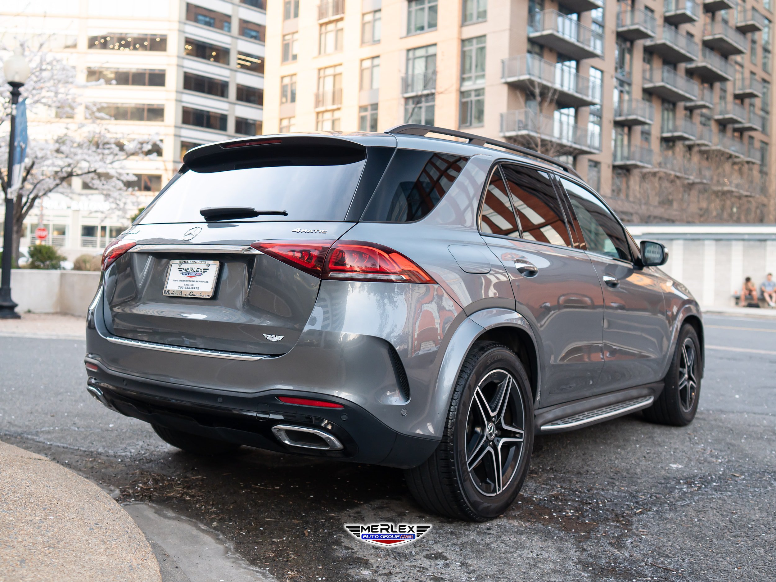 Used 2020 Mercedes-Benz GLE 350 4MATIC image 7