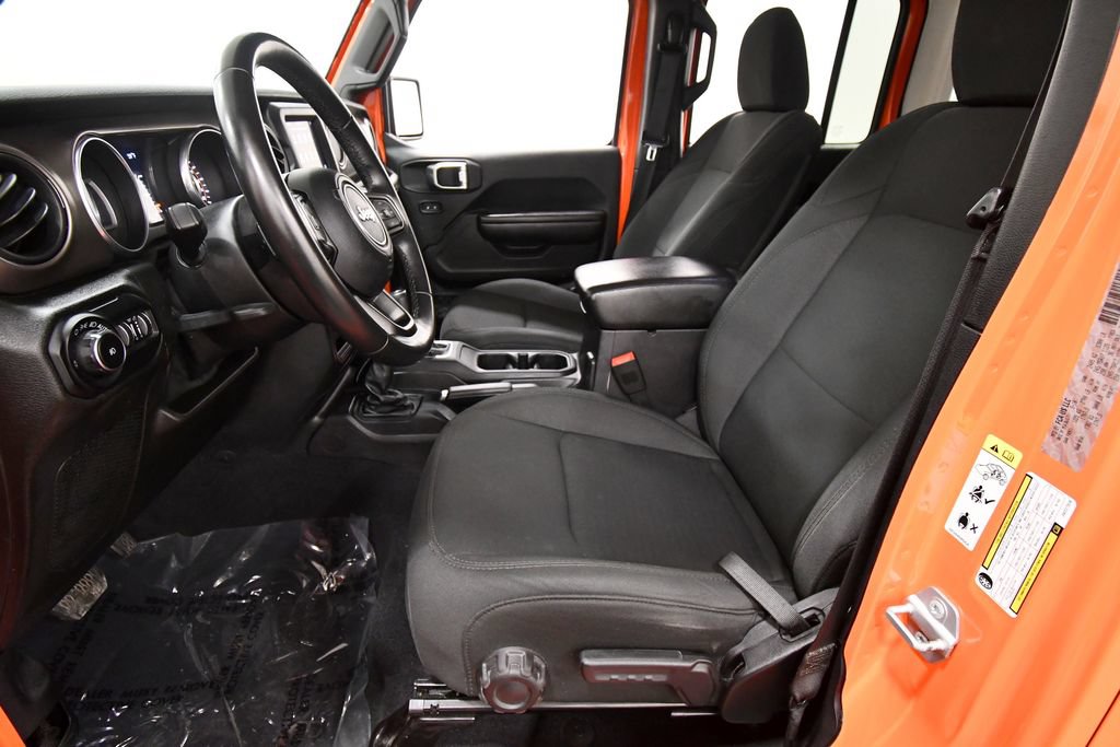 Used 2018 Jeep Wrangler Unlimited Sport S AWD/4WD image 14