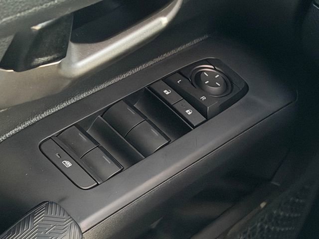 Certified 2025 Toyota Tacoma TRD Sport image 32