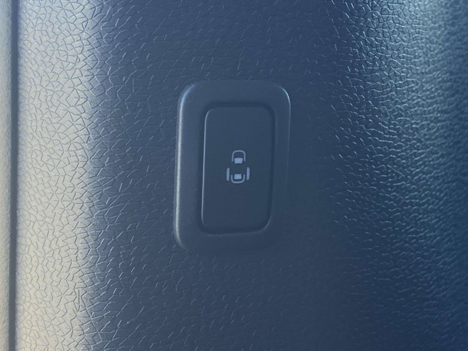 New 2025 Volkswagen ID. Buzz Pro S RWD image 16