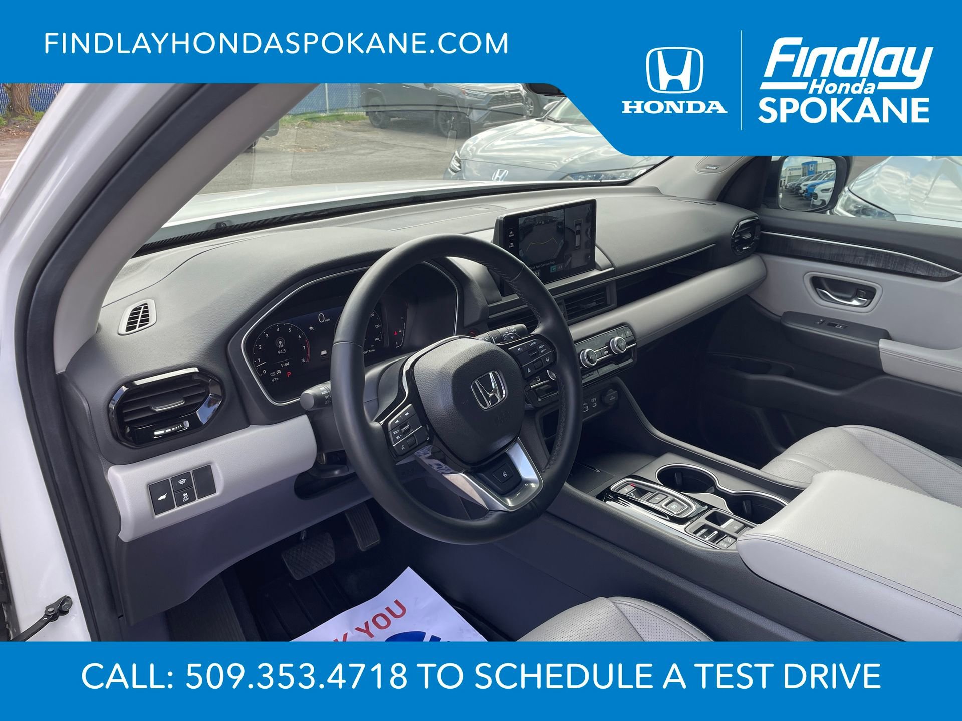 Used 2025 Honda Pilot Elite image 12