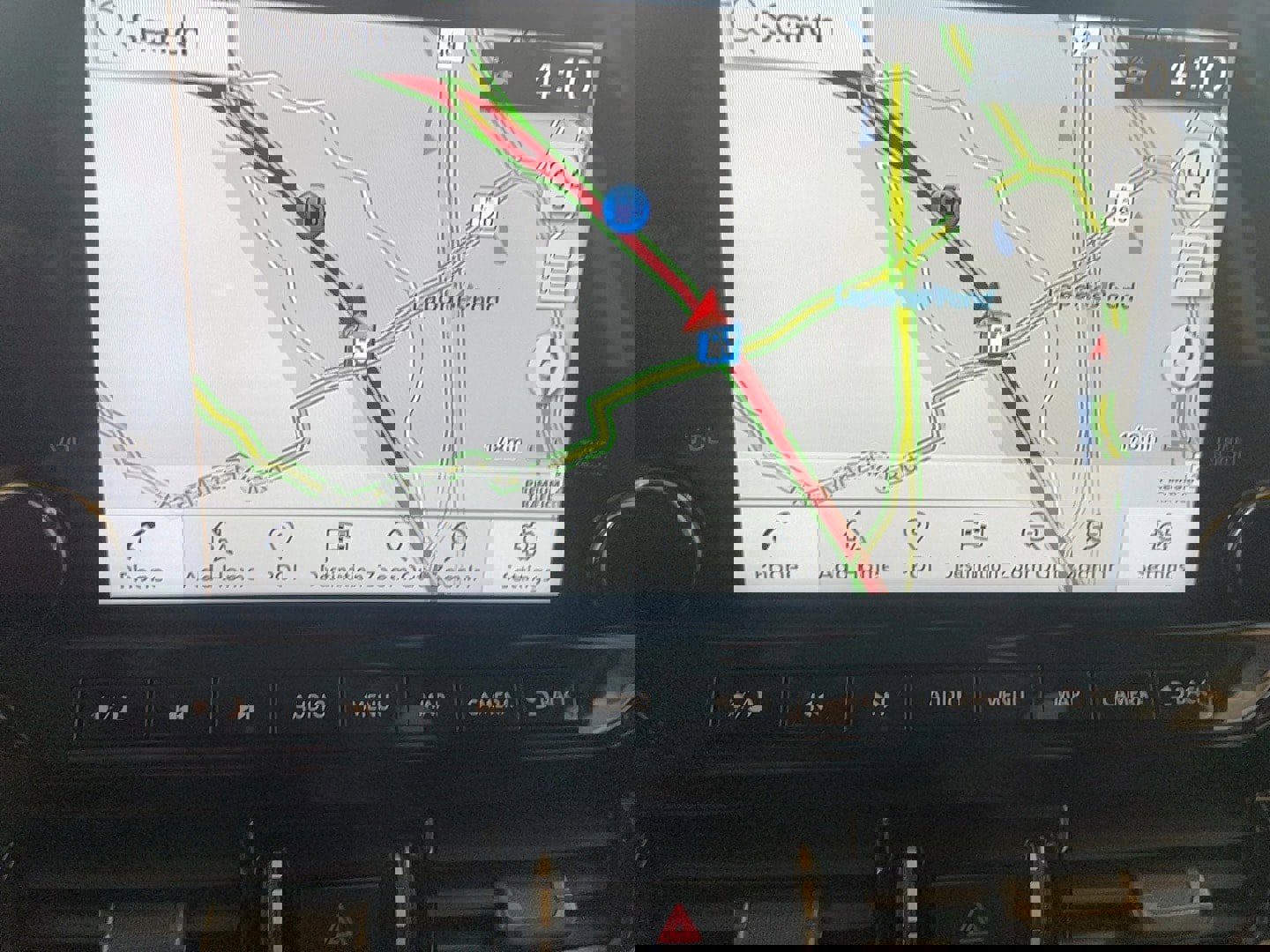 Used 2025 Nissan Pathfinder SL w/ SL Premium Package image 8