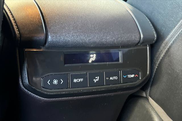 Certified 2021 Toyota Highlander XLE AWD/4WD image 14