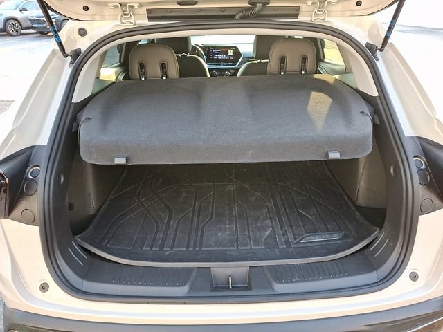 Certified 2026 Chevrolet Trax ACTIV w/ Driver Confidence Package FWD image 27