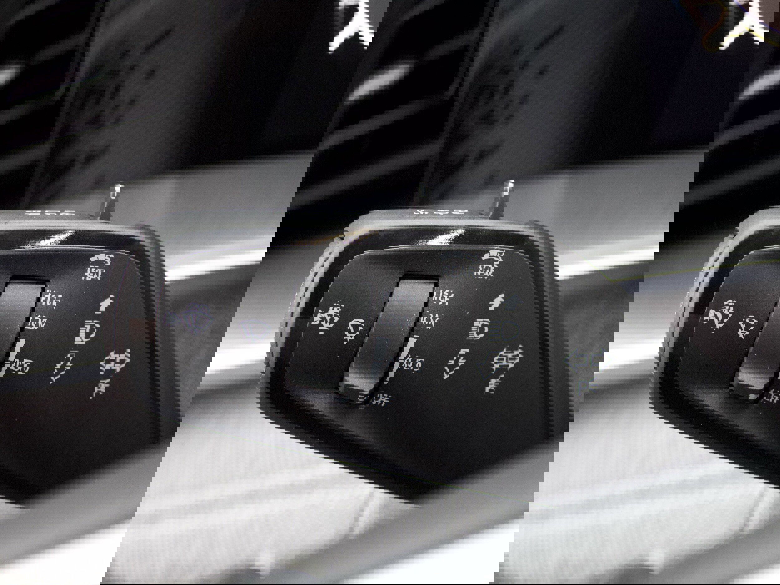 New 2026 Volkswagen Tiguan S image 17