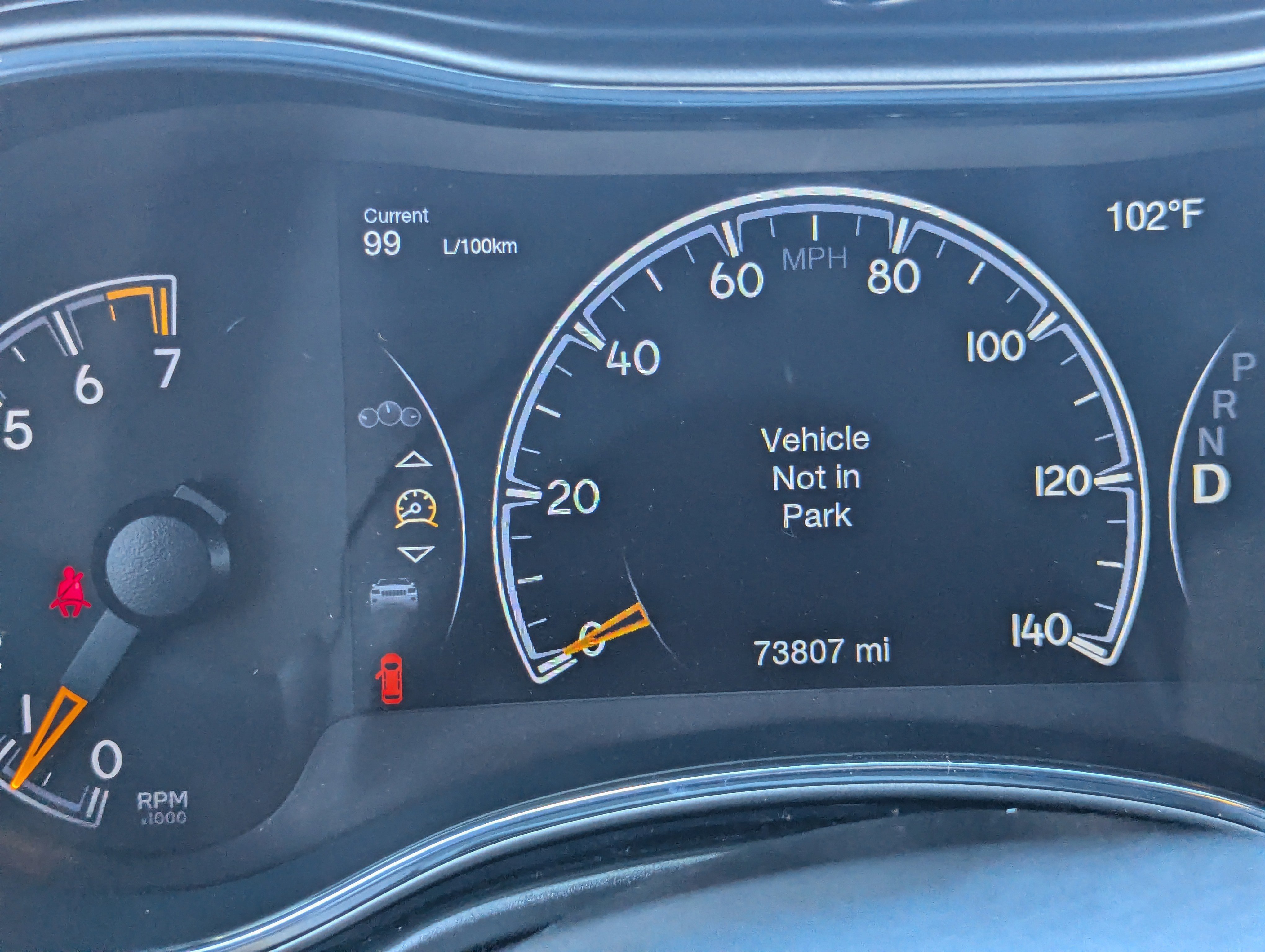 Used 2021 Jeep Grand Cherokee Laredo AWD/4WD image 31