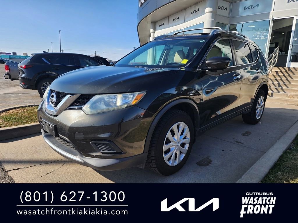 Used 2016 Nissan Rogue S w/ Appearance Package image 1