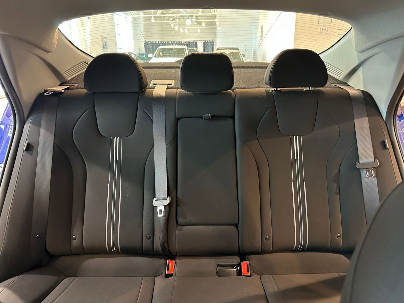 Used 2025 Hyundai Elantra SEL image 38