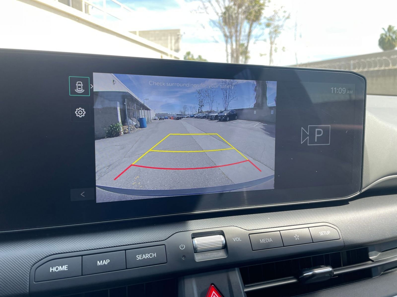 Used 2025 Kia K4 LXS image 24