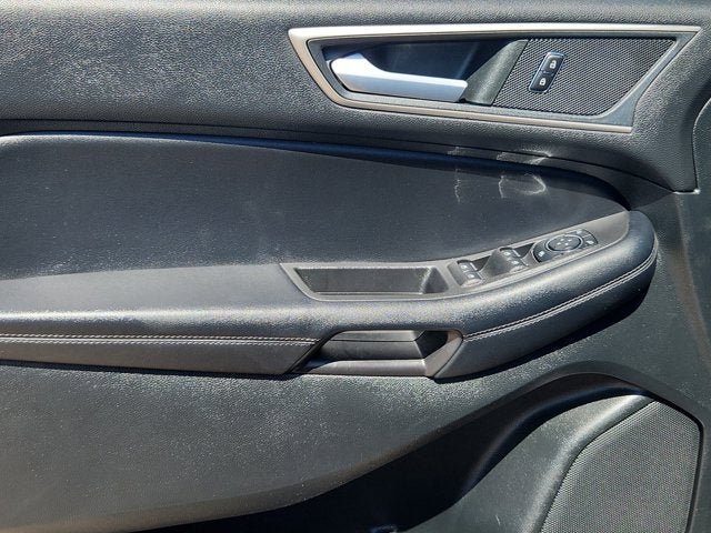 Used 2023 Ford Edge SEL AWD/4WD image 18