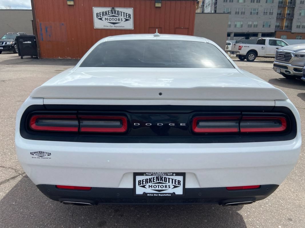 Used 2017 Dodge Challenger GT w/ Driver Convenience Group AWD/4WD image 6