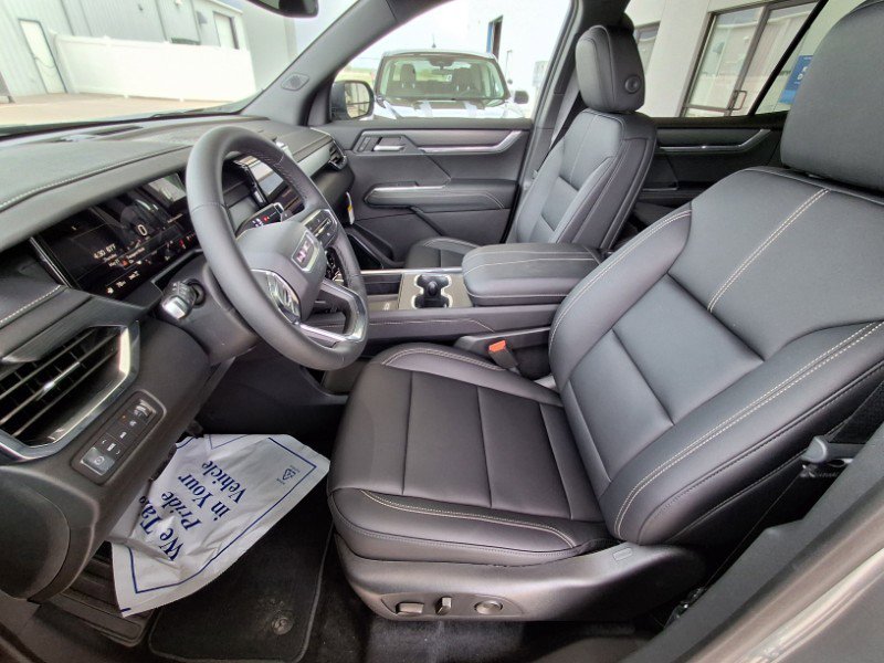 New 2025 GMC Acadia Elevation w/ Elevation Premium Package image 9
