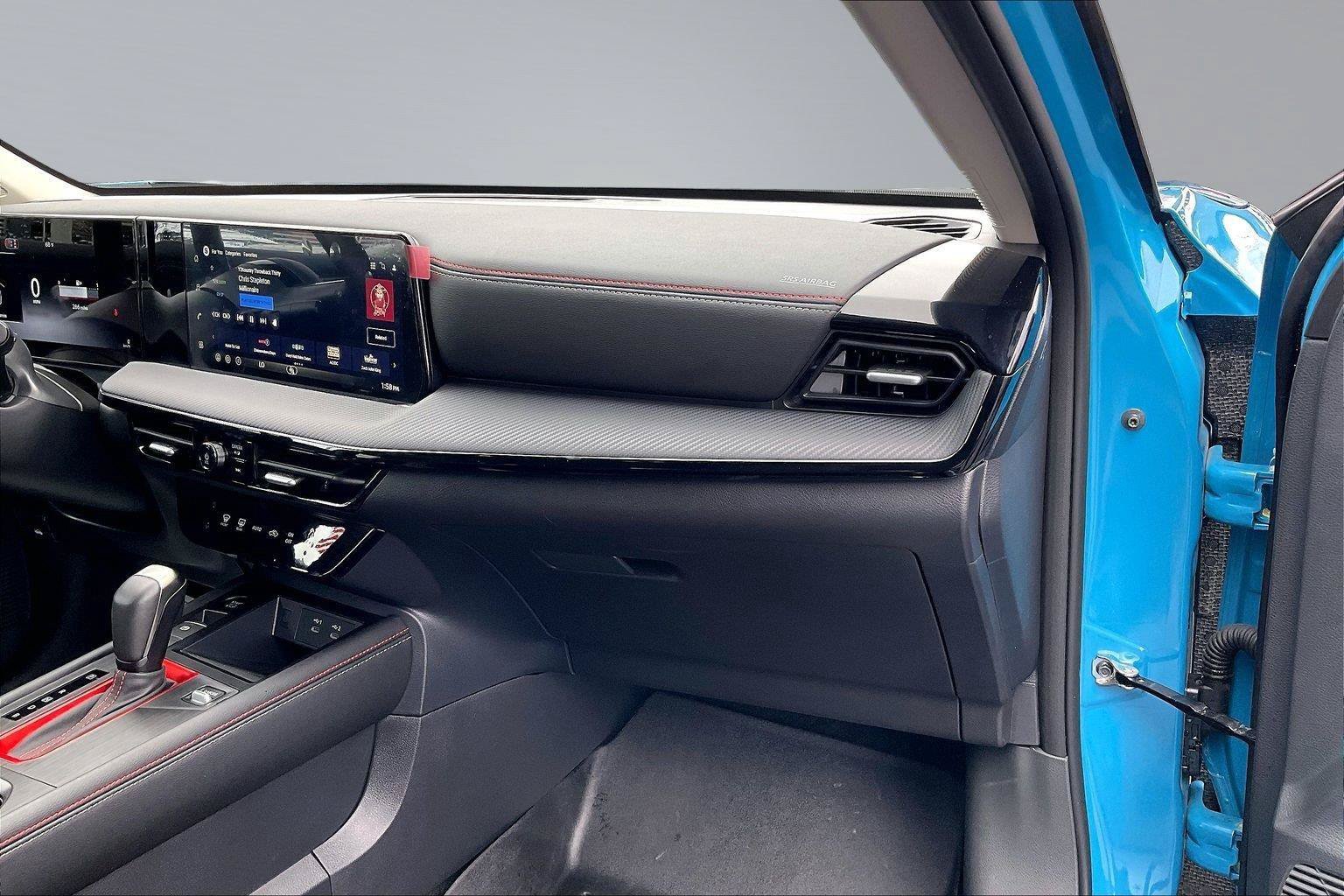 Certified 2026 Nissan Kicks SR FWD image 18