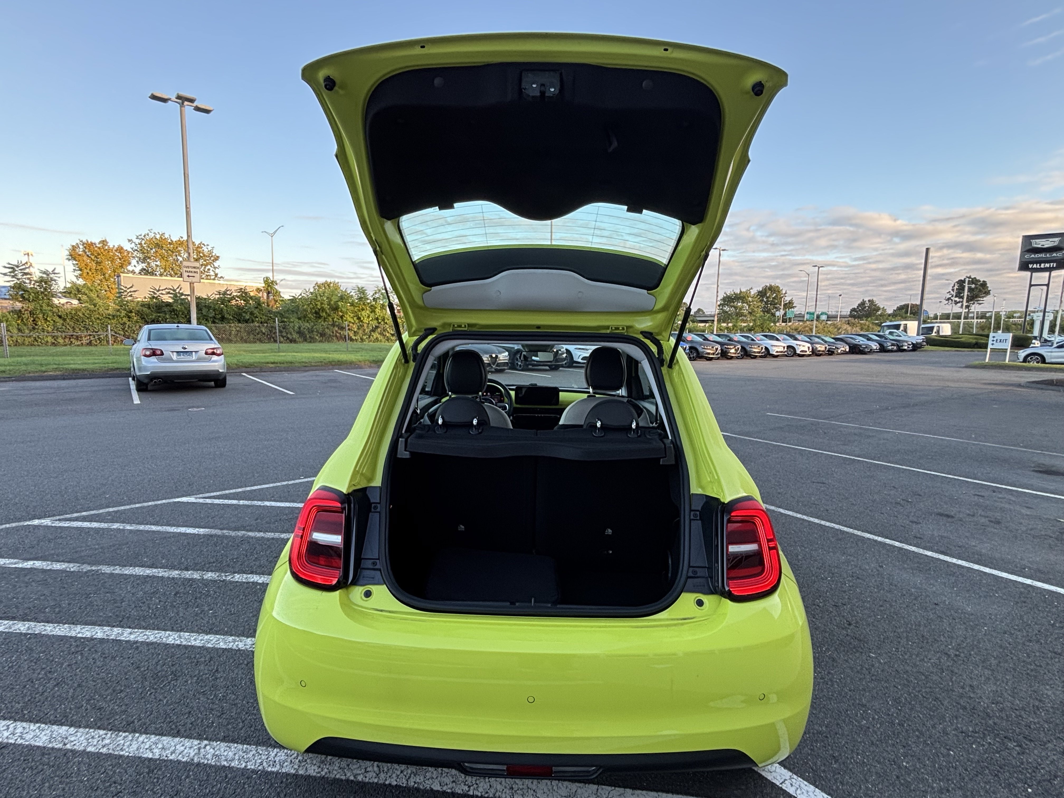 New 2026 FIAT 500 e w/ Comfort Group FWD image 18