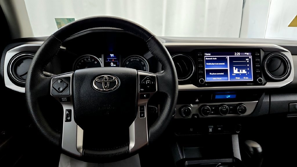 Certified 2023 Toyota Tacoma SR5 AWD/4WD image 27