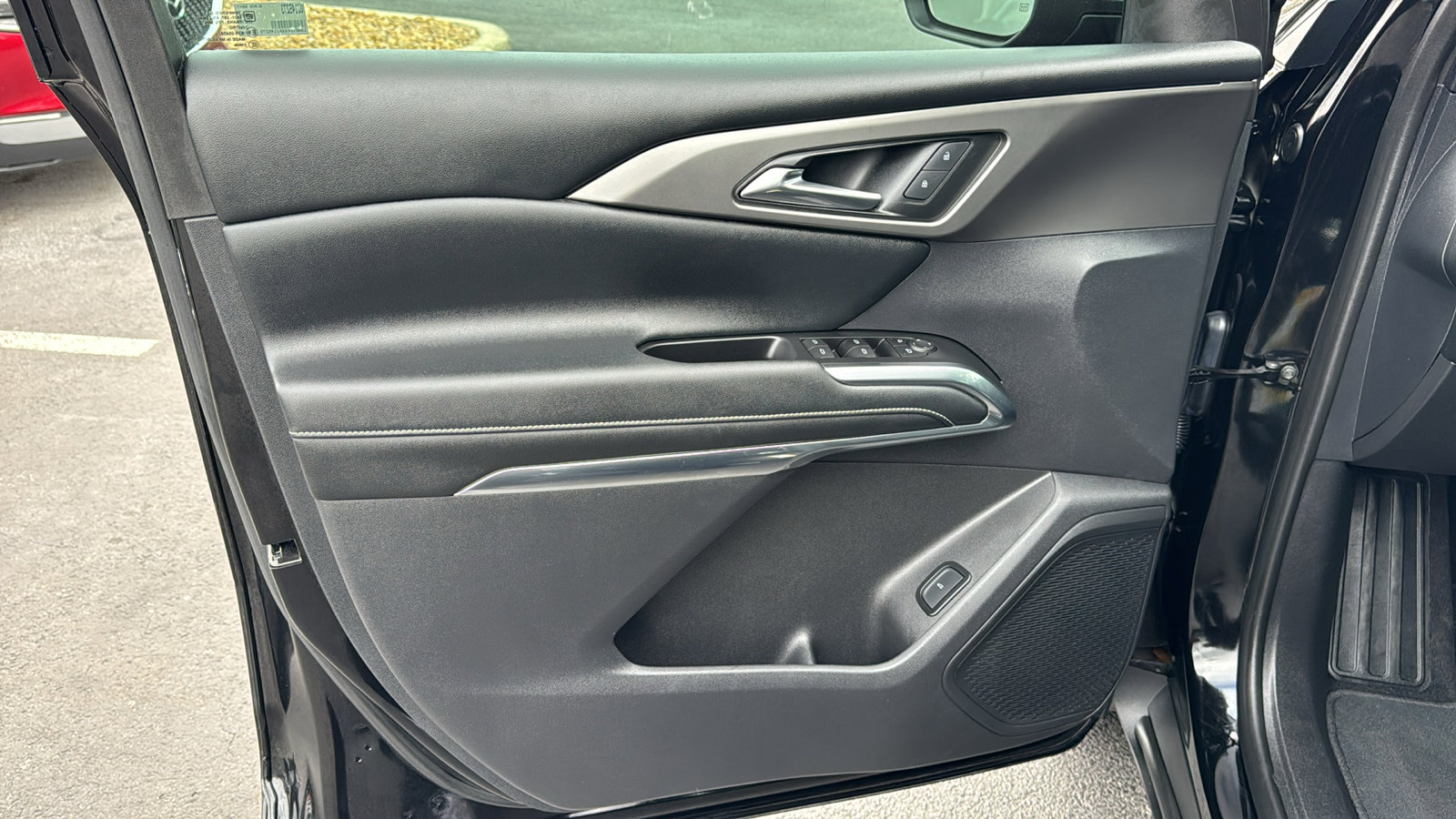 Used 2024 Chevrolet Traverse LS w/ Midnight/Sport Edition image 11