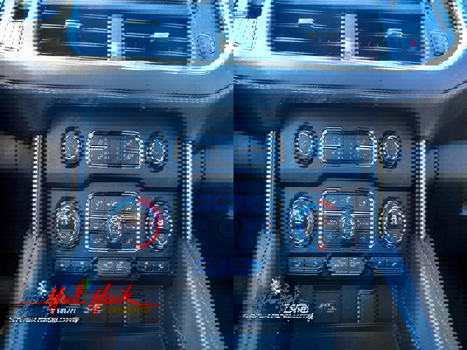 Used 2021 Chevrolet Suburban Z71 image 21