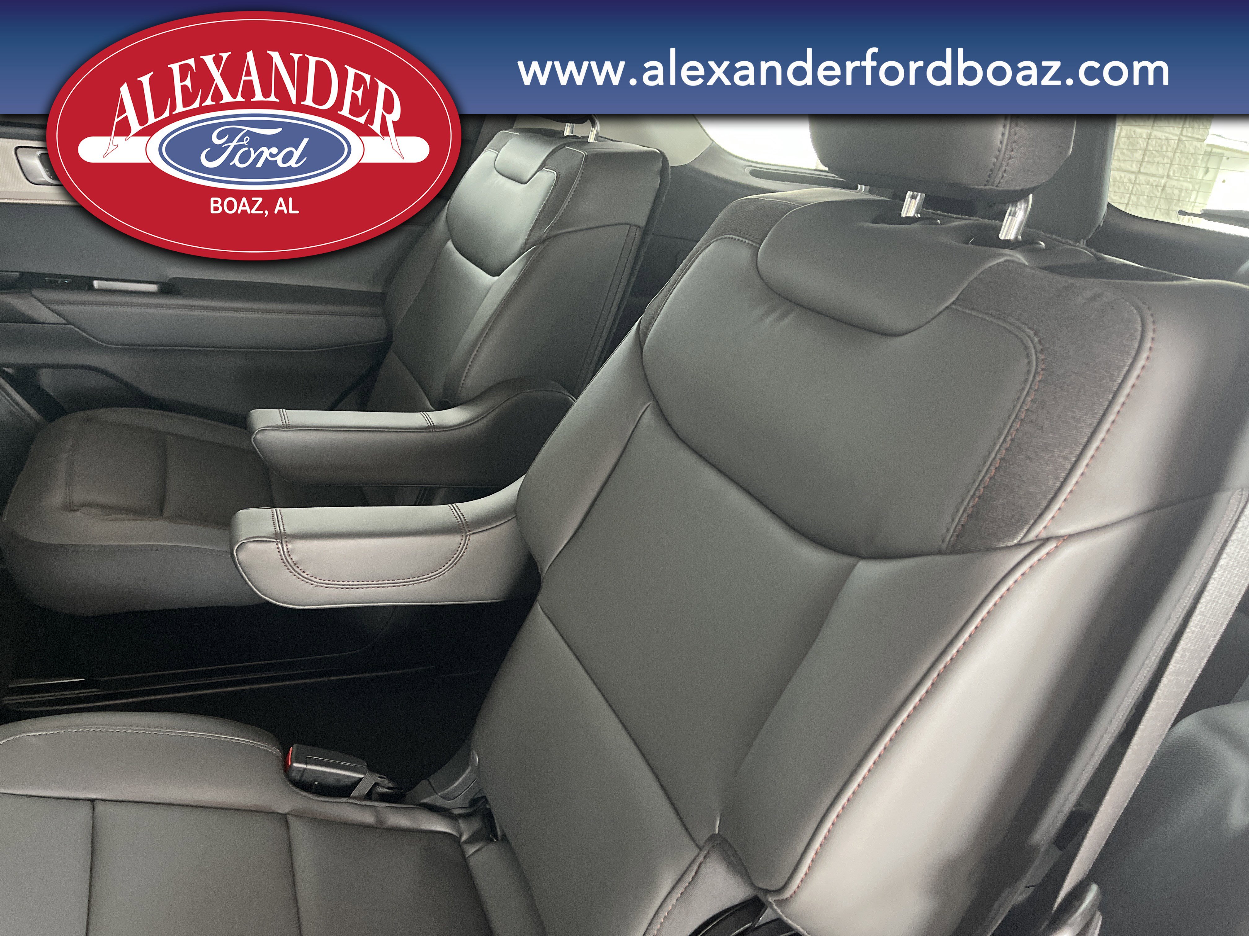New 2026 Ford Explorer Active w/ Active Comfort Package RWD image 13