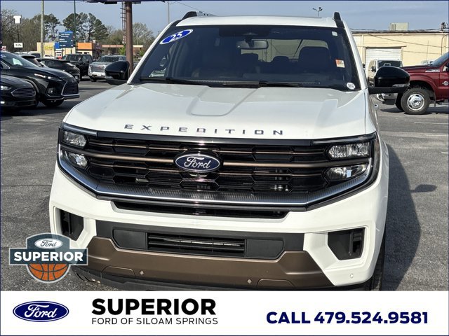 Used 2025 Ford Expedition King Ranch image 16