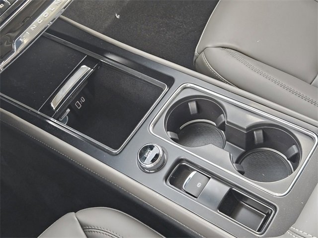 New 2026 Lincoln Corsair Reserve image 19