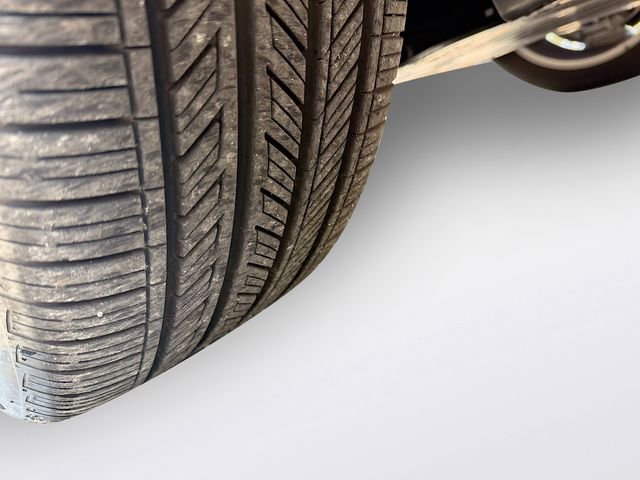 Used 2025 Volkswagen ID. Buzz Pro S Plus image 41