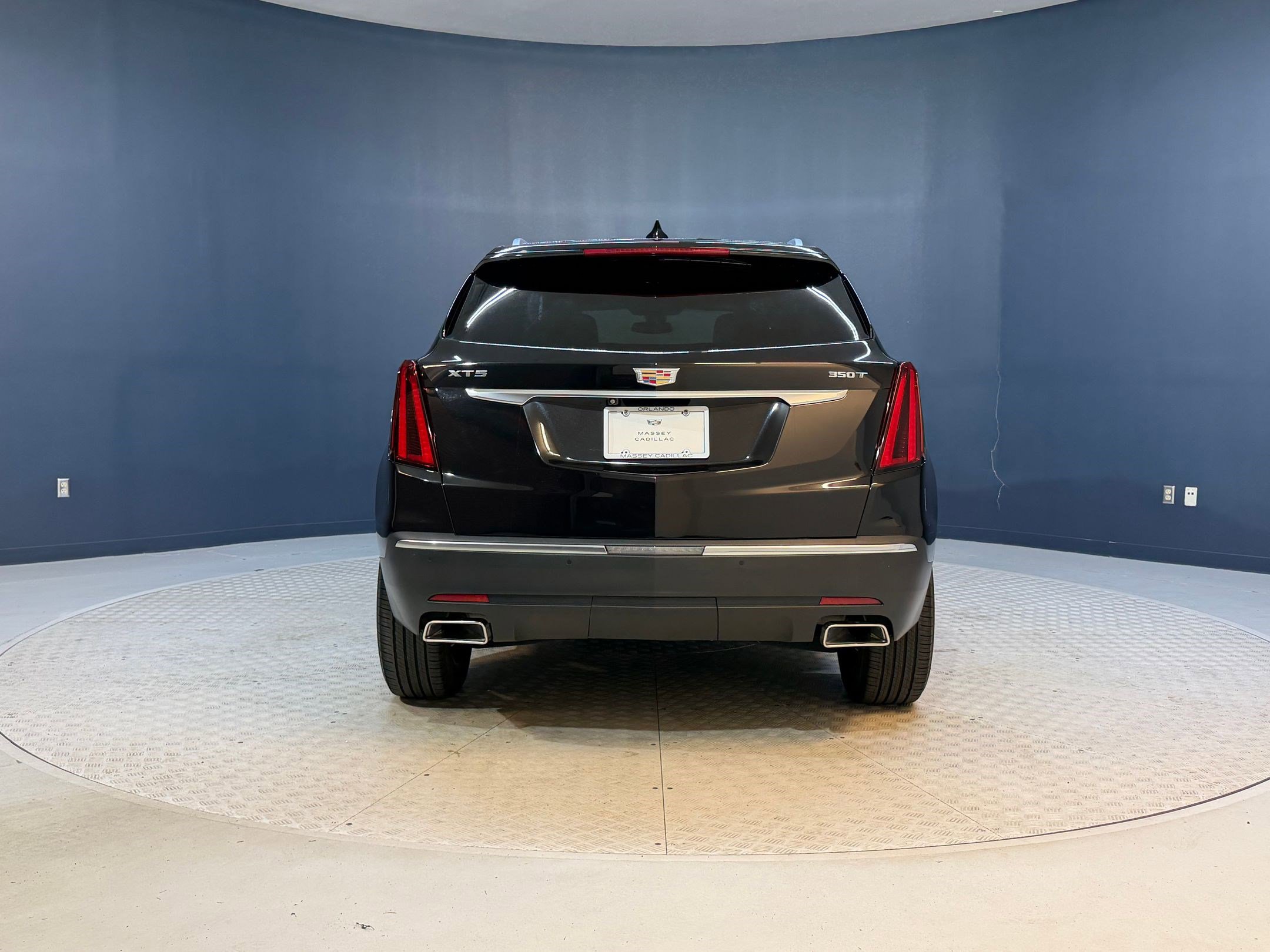 Certified 2022 Cadillac XT5 Luxury FWD image 10