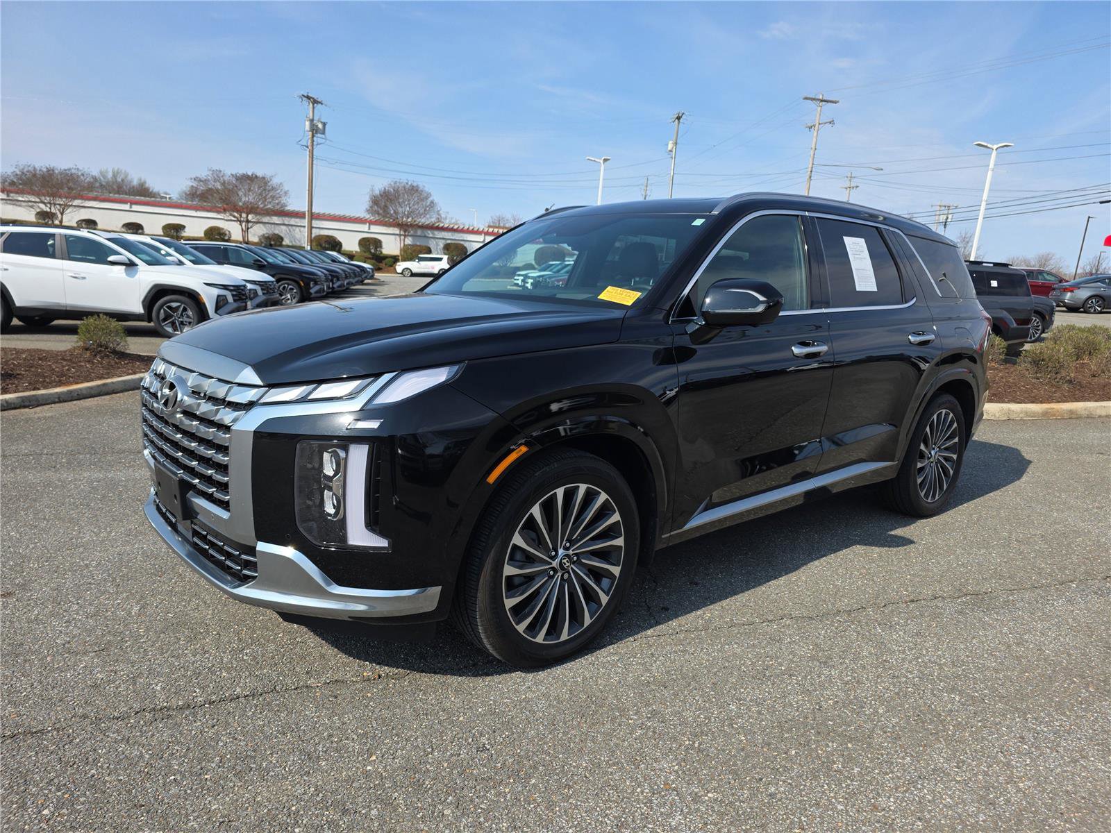Used 2024 Hyundai Palisade Calligraphy image 9