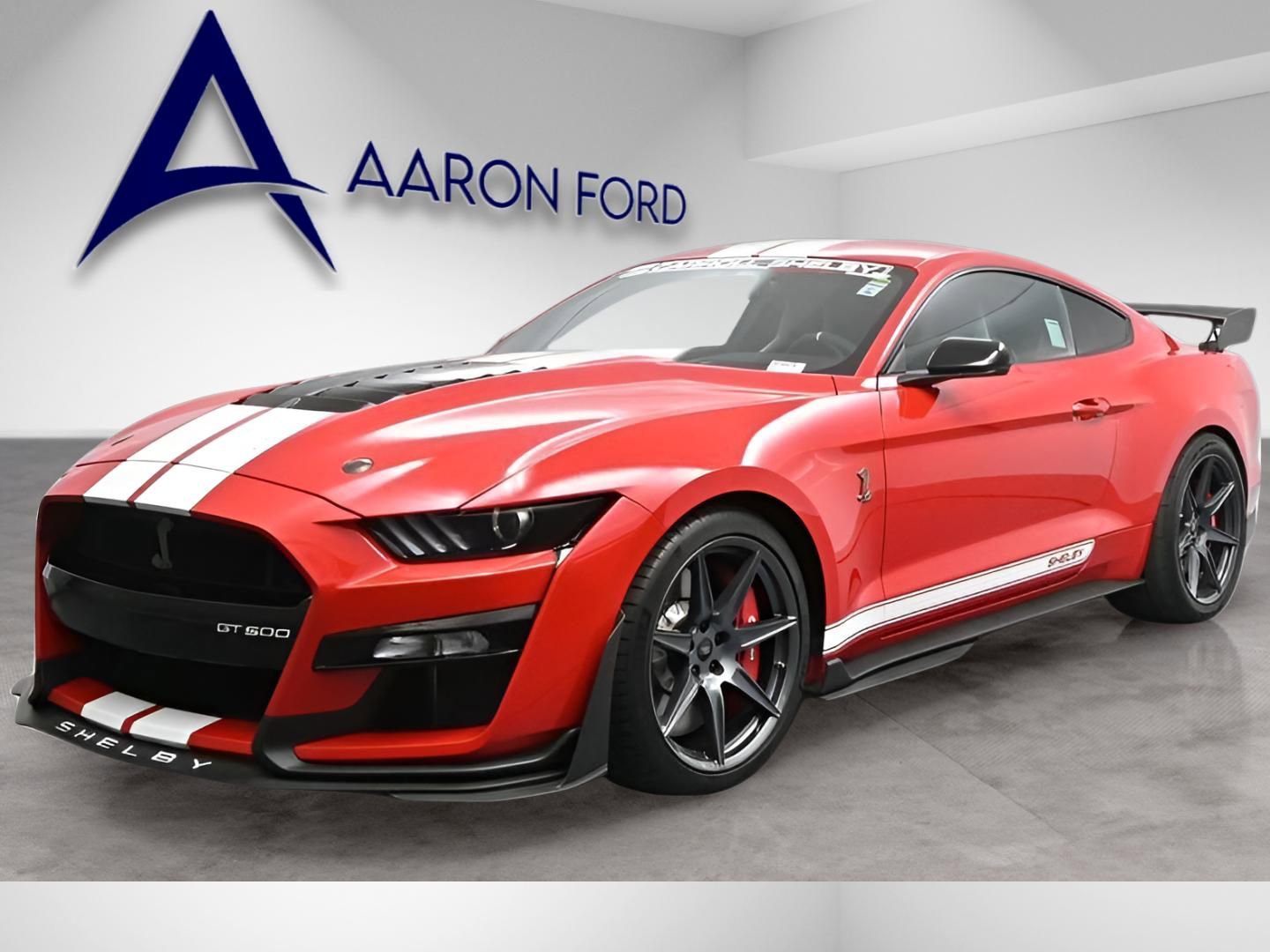 Used 2020 Ford Mustang Shelby GT500 w/ Technology Package image 2