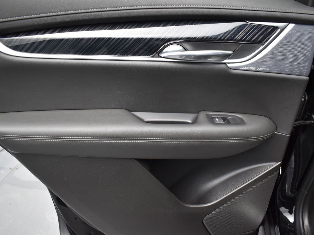 Used 2024 Cadillac XT6 Premium Luxury w/ Technology Package image 25