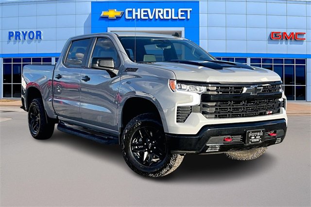 Used 2024 Chevrolet Silverado 1500 LT Trail Boss w/ Convenience Package II