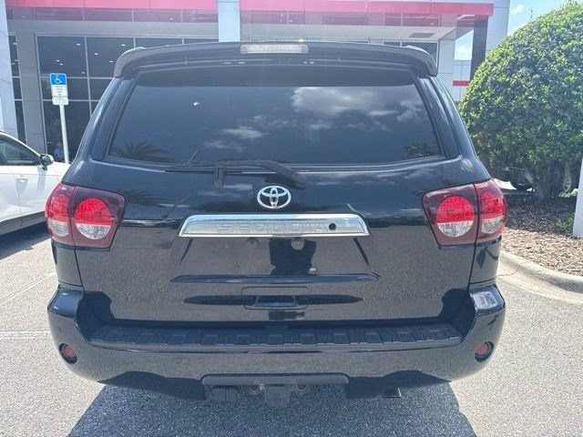 Used 2019 Toyota Sequoia Limited w/ Safety & Convenience Package AWD/4WD image 5