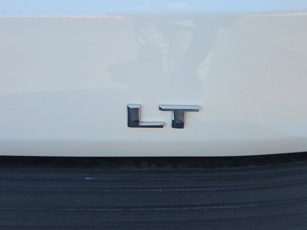 Used 2023 Chevrolet Tahoe LT w/ Luxury Package AWD/4WD image 19