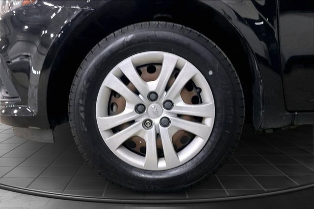 Used 2020 Chevrolet Sonic LT image 9