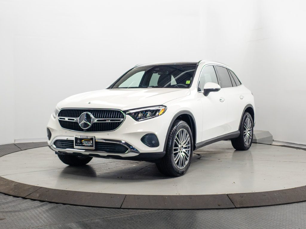 Certified 2026 Mercedes-Benz GLC 300 4MATIC image 3