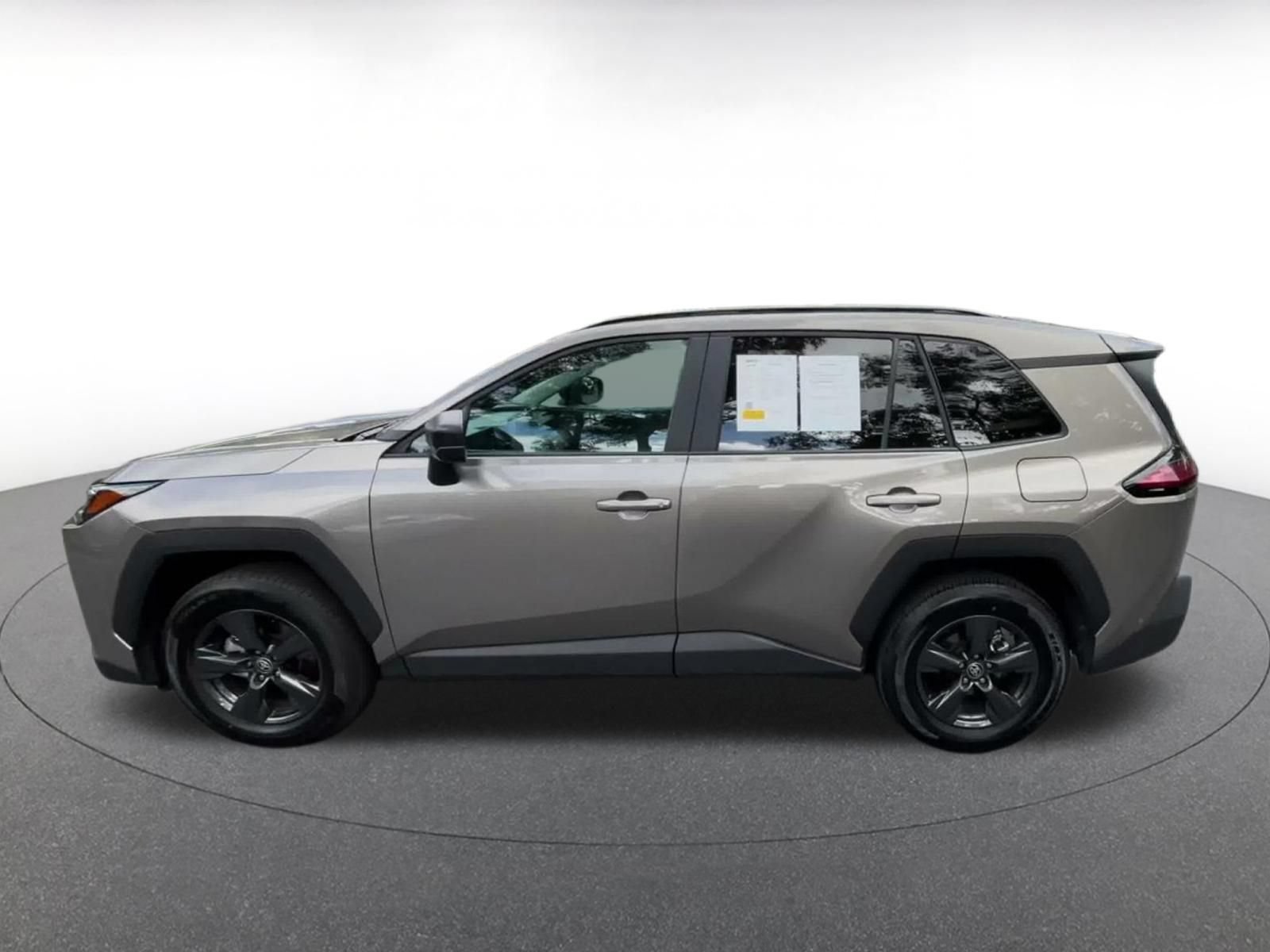 Used 2026 Toyota RAV4 LE AWD/4WD image 8