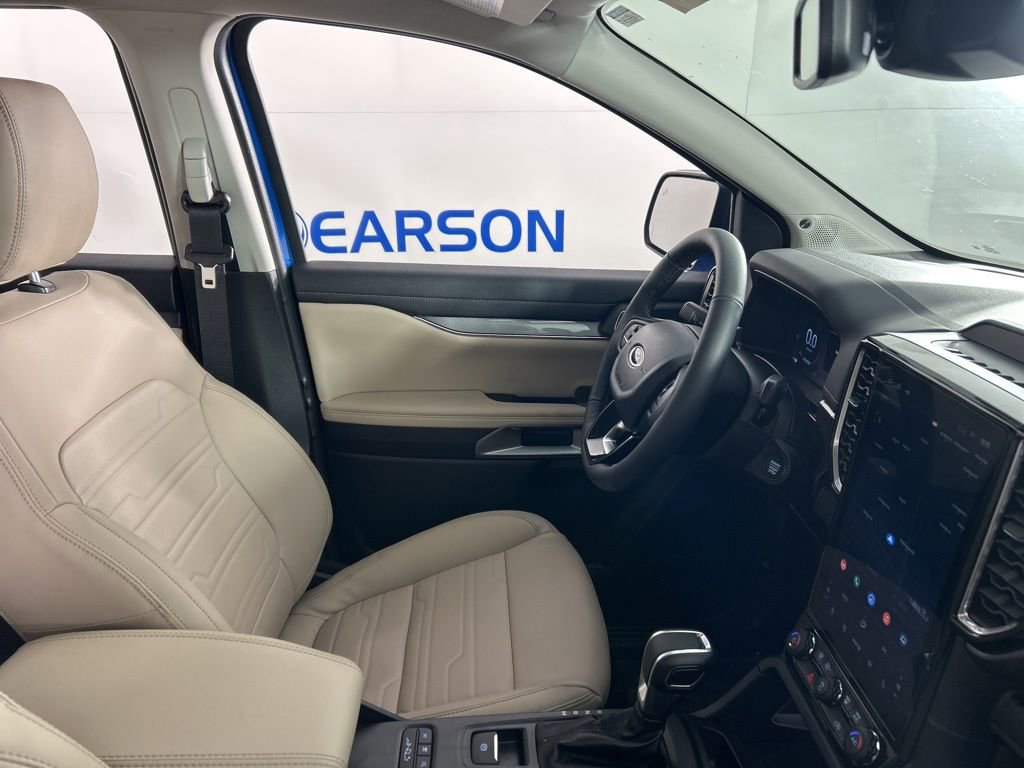 New 2025 Ford Ranger Lariat w/ FX4 Off-Road Package image 28