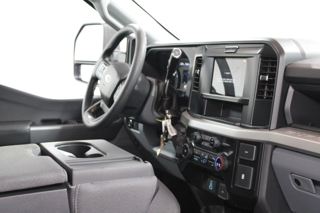 New 2026 Ford F250 XL image 29