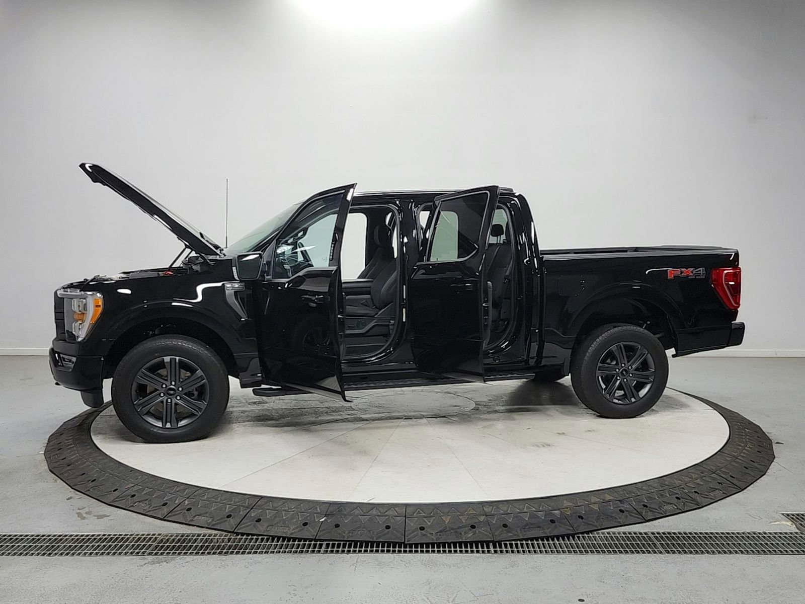 Used 2023 Ford F150 XLT w/ Equipment Group 302A High AWD/4WD image 12