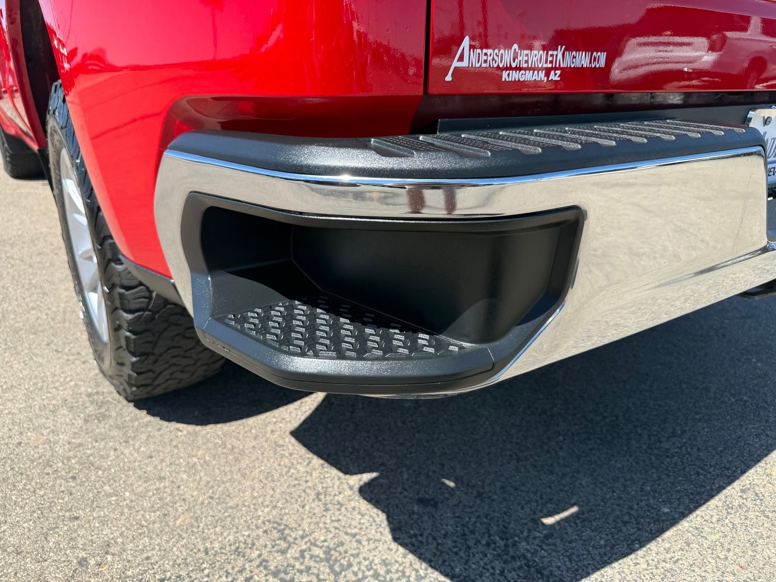 Used 2020 Chevrolet Silverado 1500 LT AWD/4WD image 8