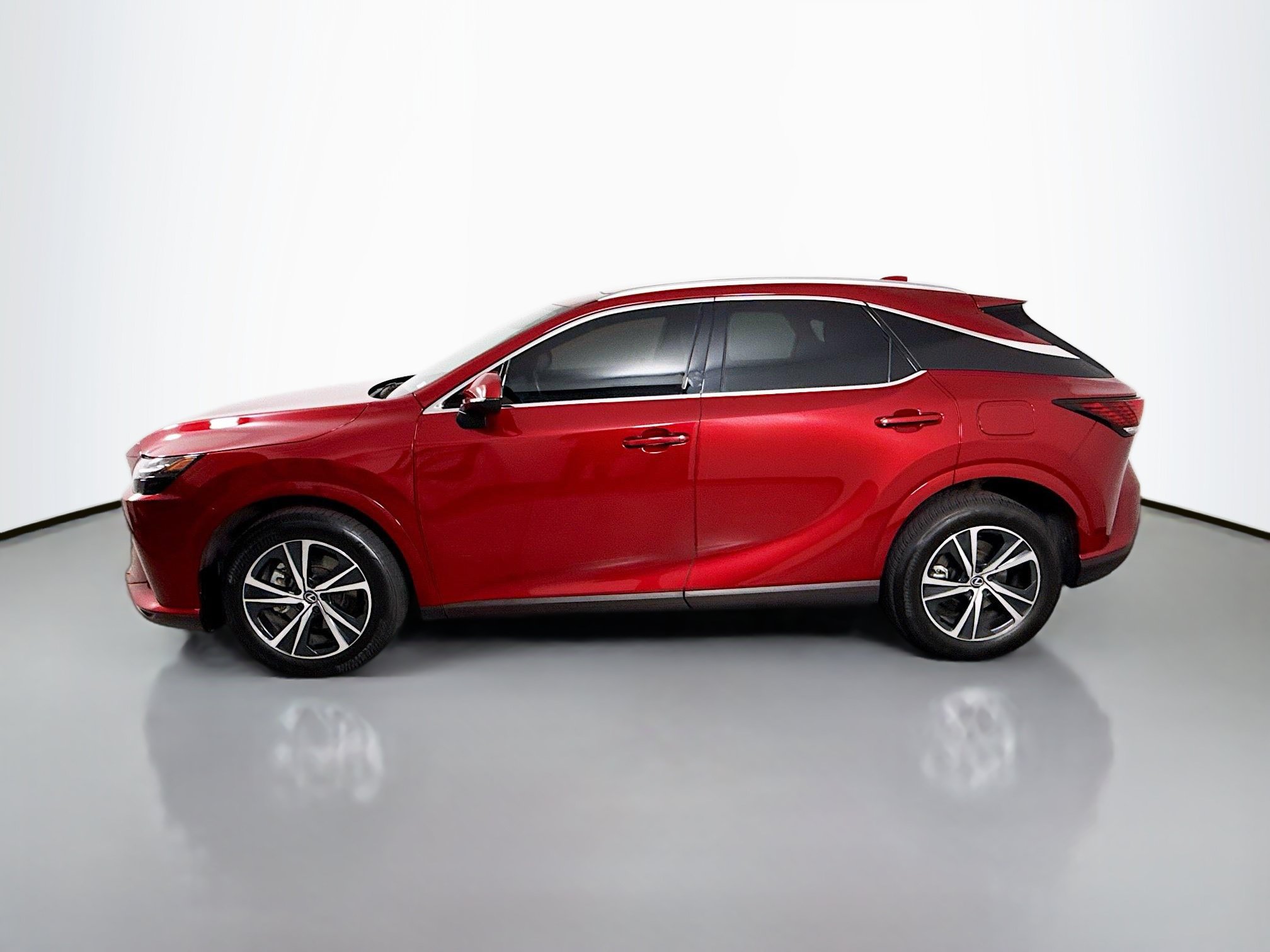Certified 2023 Lexus RX 350 Premium w/ Accessory Package AWD/4WD image 4